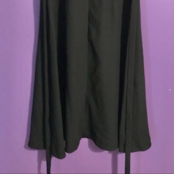 Ann Taylor Cold-Shoulder V-Neck Dress - Picture 3 of 7